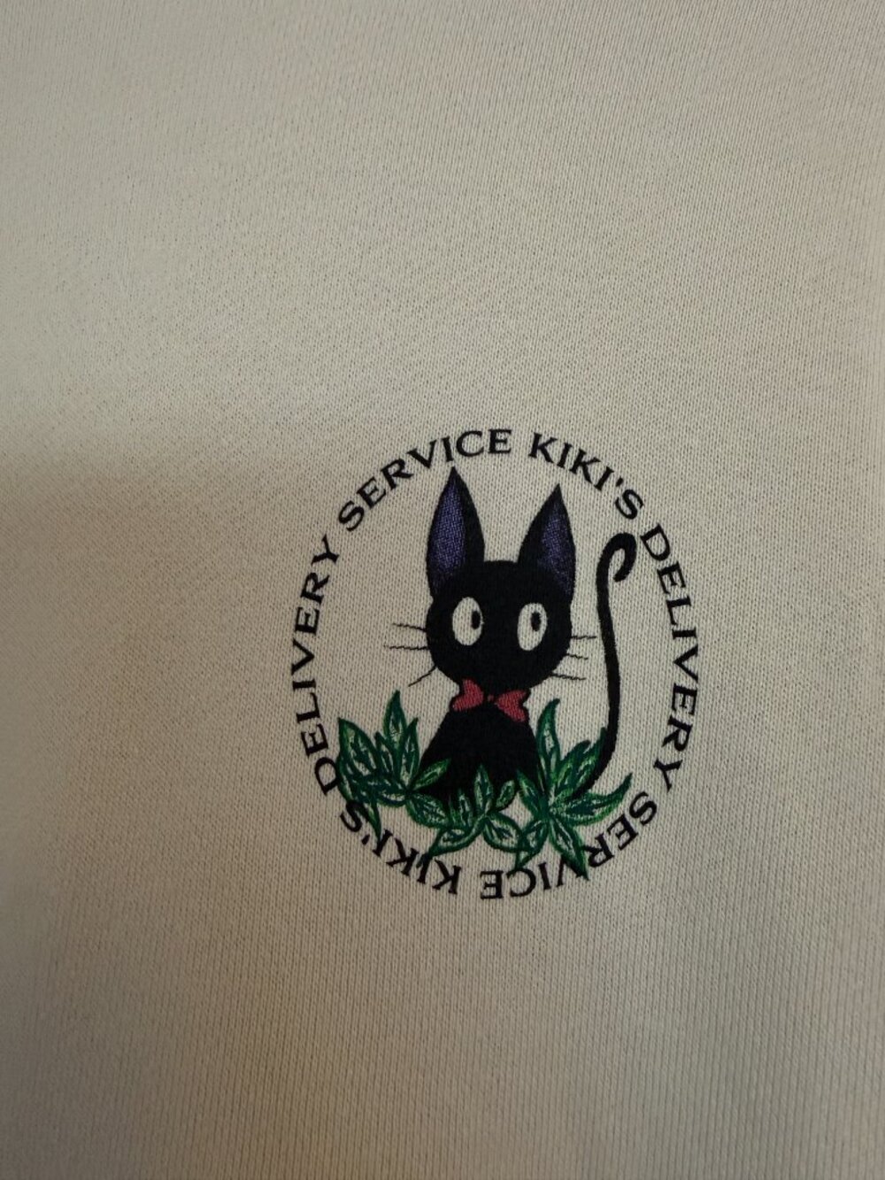 Uniqlo x Studio Ghibli Kiki's Delivery Crew Neck Sweatshirt Tan S Relaxed Fit - Picture 2 of 7